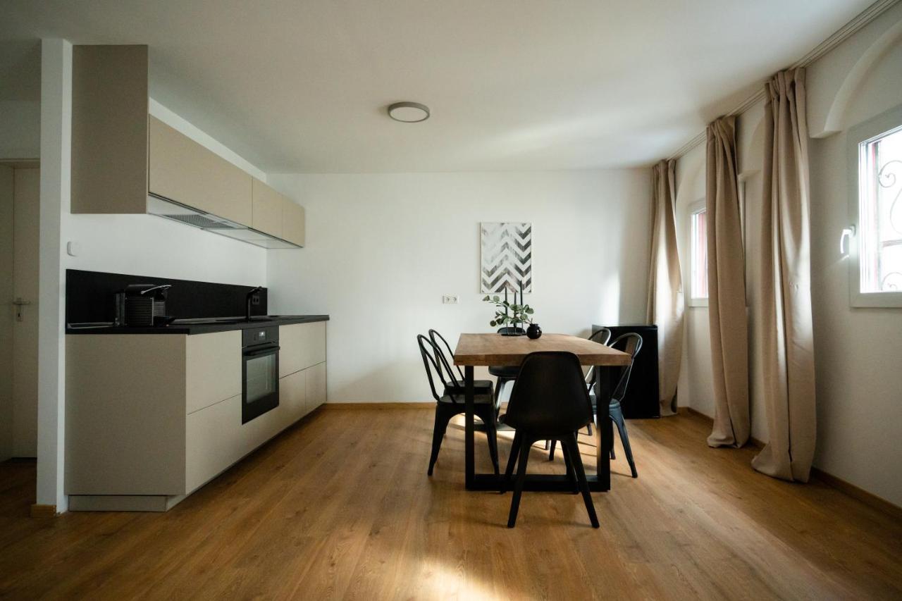Oldtown Studio Apartment With 2 Bathrooms Düsseldorf Exterior foto