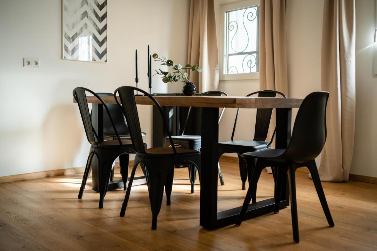 Oldtown Studio Apartment With 2 Bathrooms Düsseldorf Exterior foto